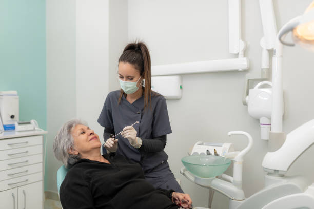 Best Weekend Emergency Dentist in Crystal Lakes, OH